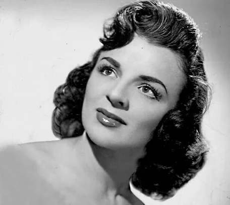 Alys Robi