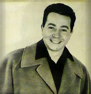 Guy Magenta